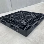 plastic pallets